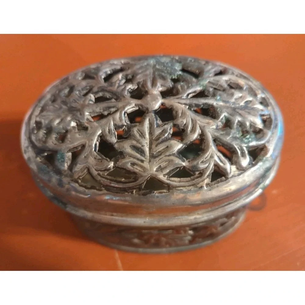 Bombay Silver Plated Box Storage Jewlery Trinket With Glass Insert